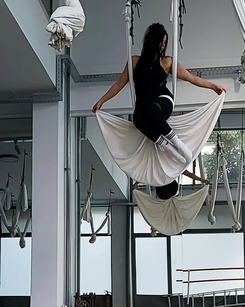 your-place-studio-peiraias-aerial-yoga-sportshunter-1