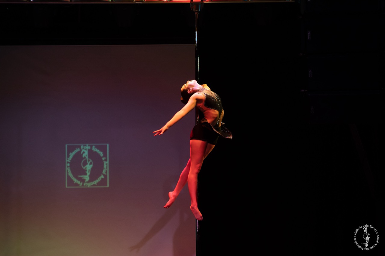strike-a-pose-argyroupoli-pole-dance-sportshunter-1