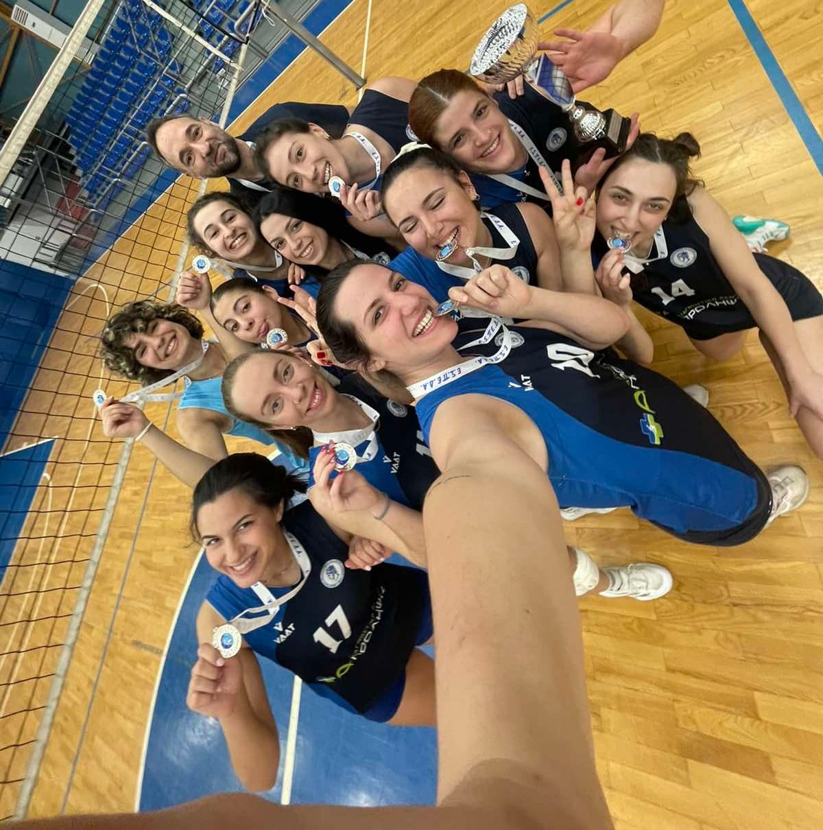 aps-volley-alimos-aponomi-deuteris-thesis-topikis-gynaikon-tritis-thesis-b-kathgorias-k18-sportshunter-4