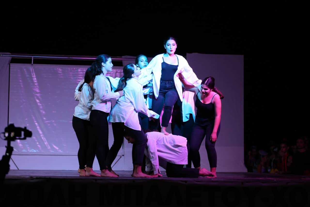 youla-papas-school-of-dance-sygxronos-xoros-istiaia-sportshunter-1 Large