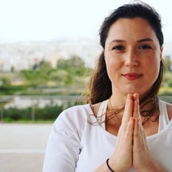 Aγγελική Λαλαγιάννη<br>Yoga Instructor