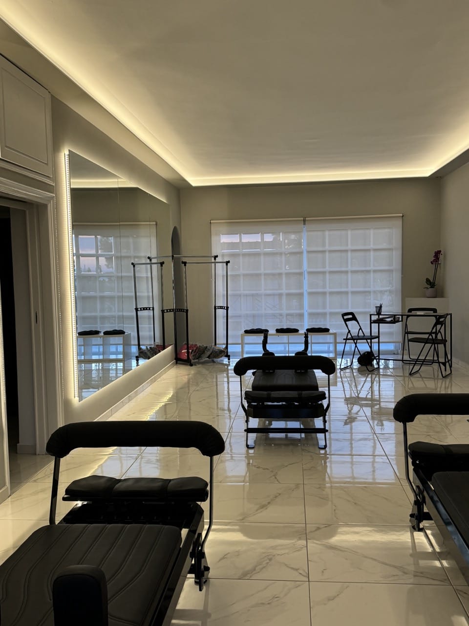 sweat-93-pilates-reformer-lagonisi-sportshunter-4