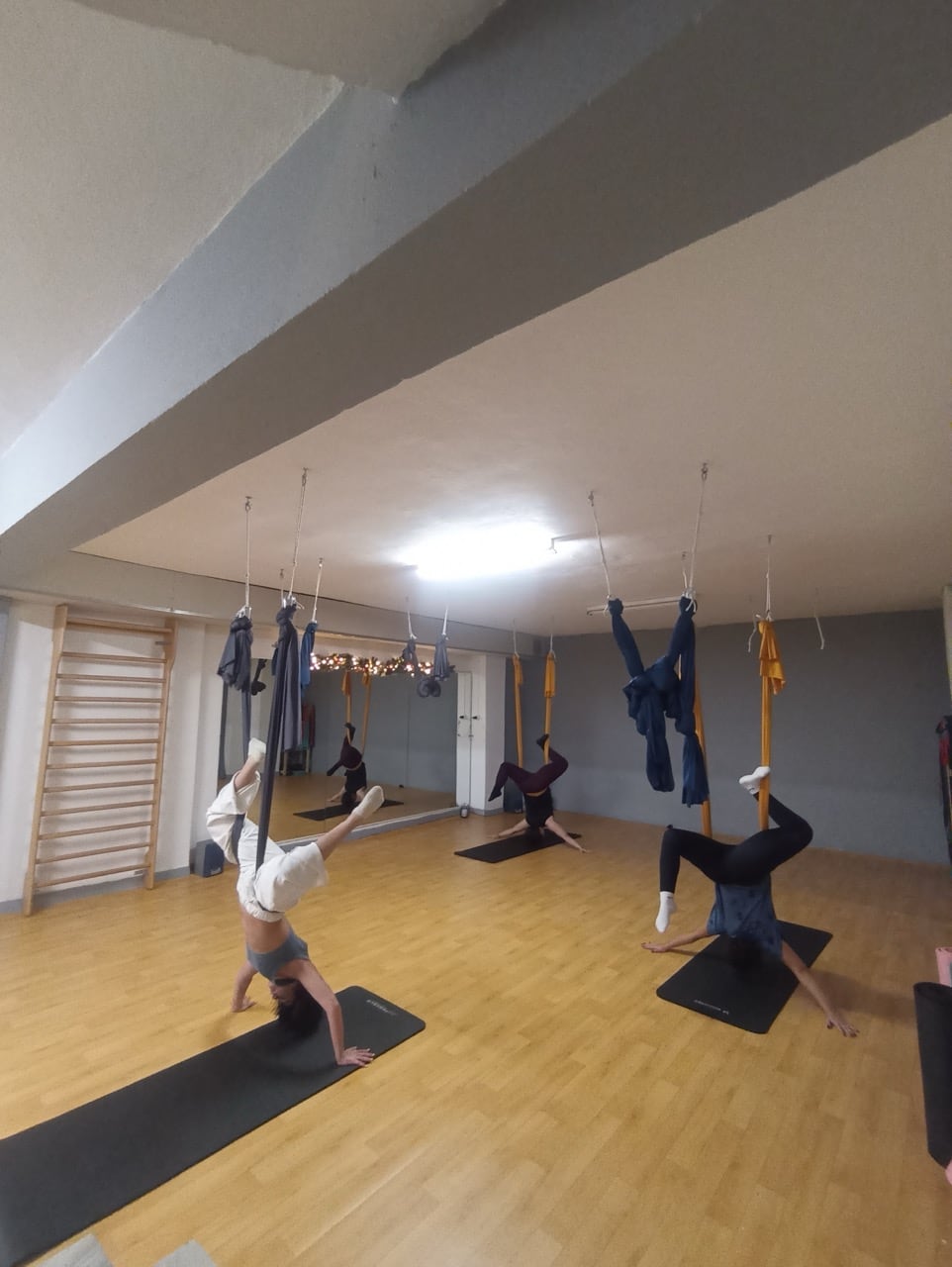 cure-body-and-mind-aerial-yoga-thessaloniki-sportshunter-4