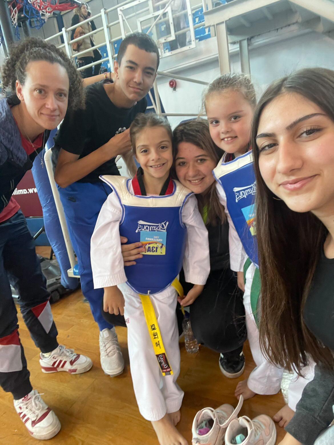 tae-kwon-do-a-p-s-drapetsonas-taekwondo-gia-paidia-drapetsonas-sportshunter-4