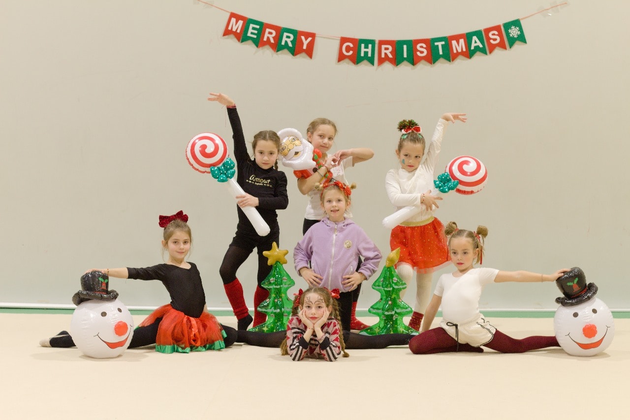 aigli-thessalonikis-rythmiki-gymnastiki-thessaloniki-eortastiki-proponisi-sportshunter-16