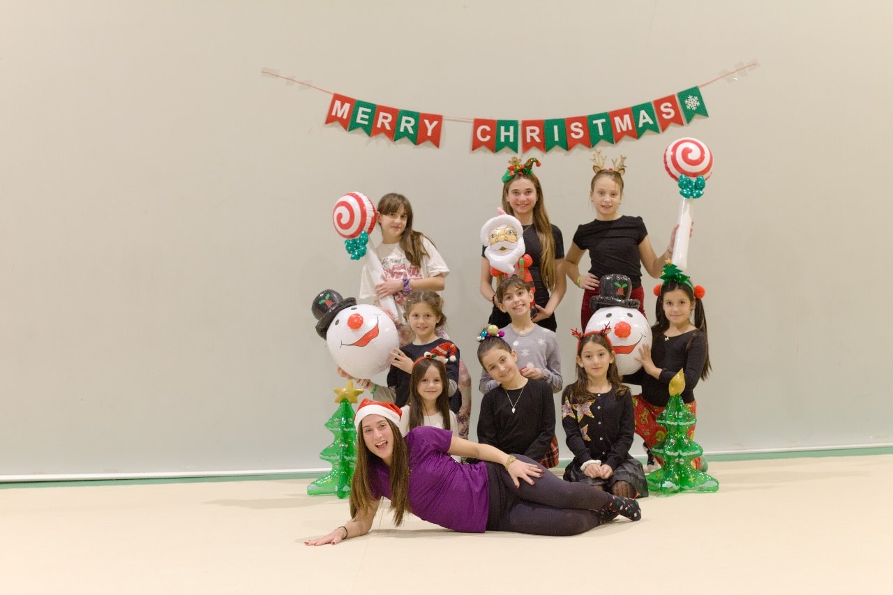 aigli-thessalonikis-rythmiki-gymnastiki-thessaloniki-eortastiki-proponisi-sportshunter-17