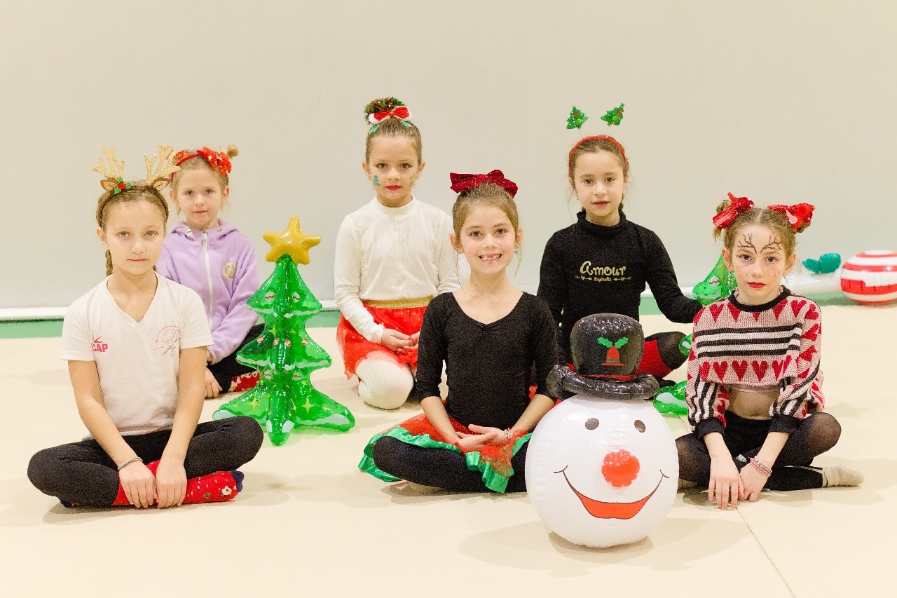 aigli-thessalonikis-rythmiki-gymnastiki-thessaloniki-eortastiki-proponisi-sportshunter-6