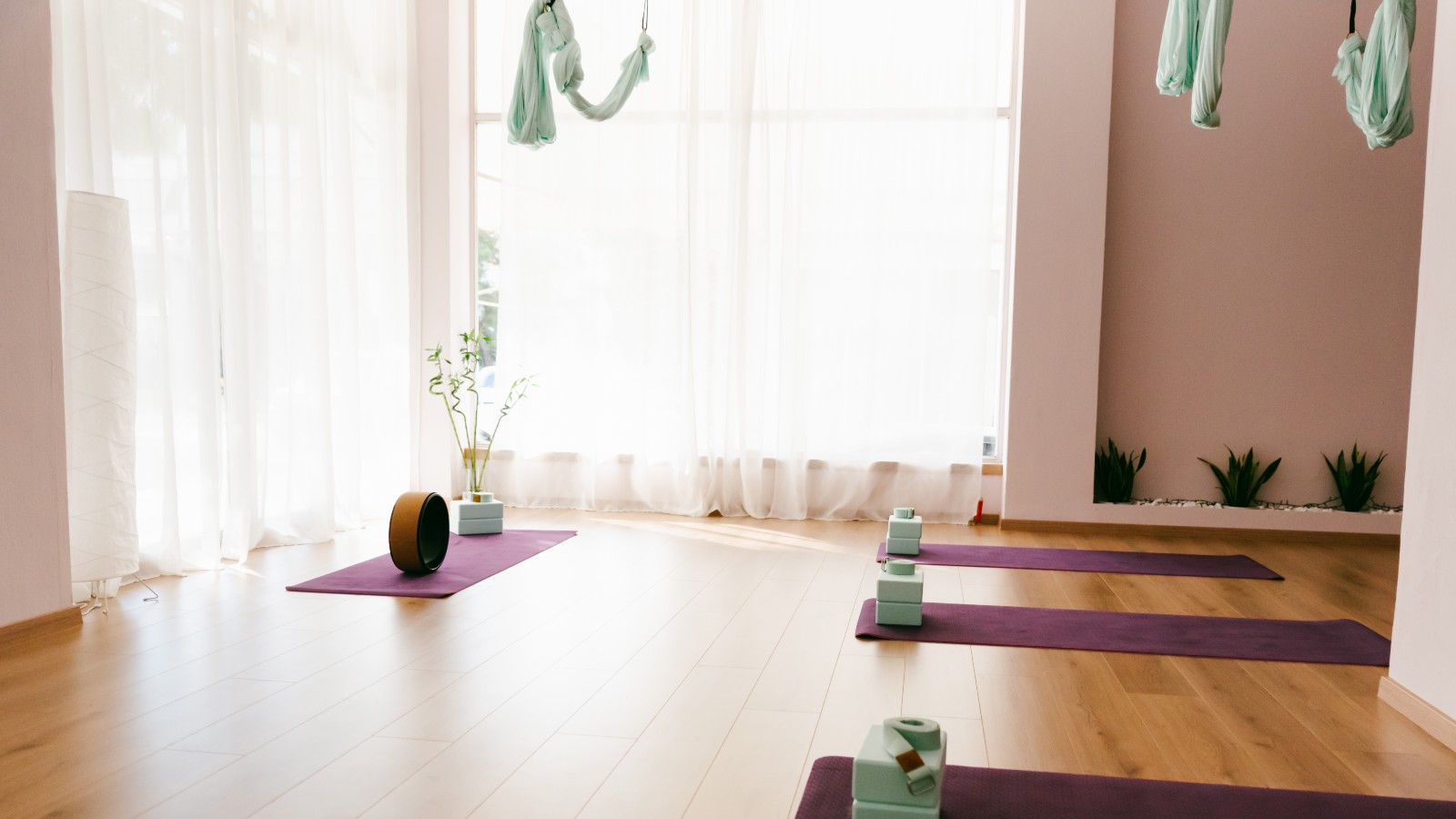 plumeria-yoga-agios-dimitrios-xoros-cover-desktop