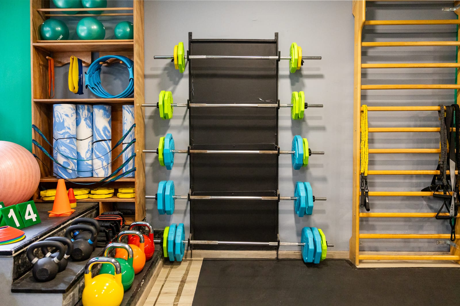 gravity-gym-small-group-training-athina-sportshuntr-2