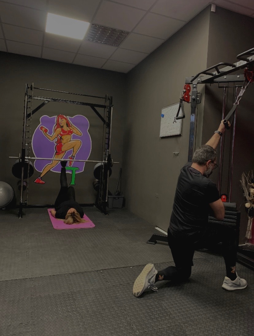 isp-fitness-club-small-group-training-petroupoli-5