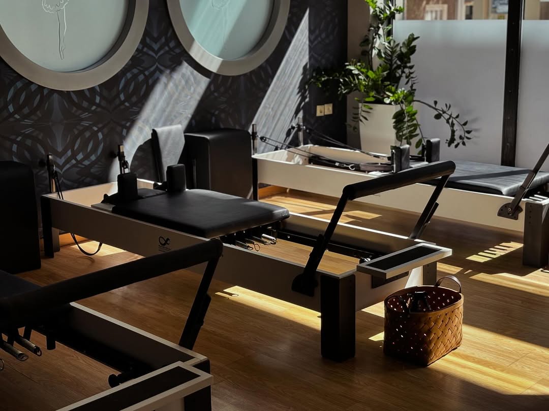 light-balance-studio-pilates-reformer-peristeri-3