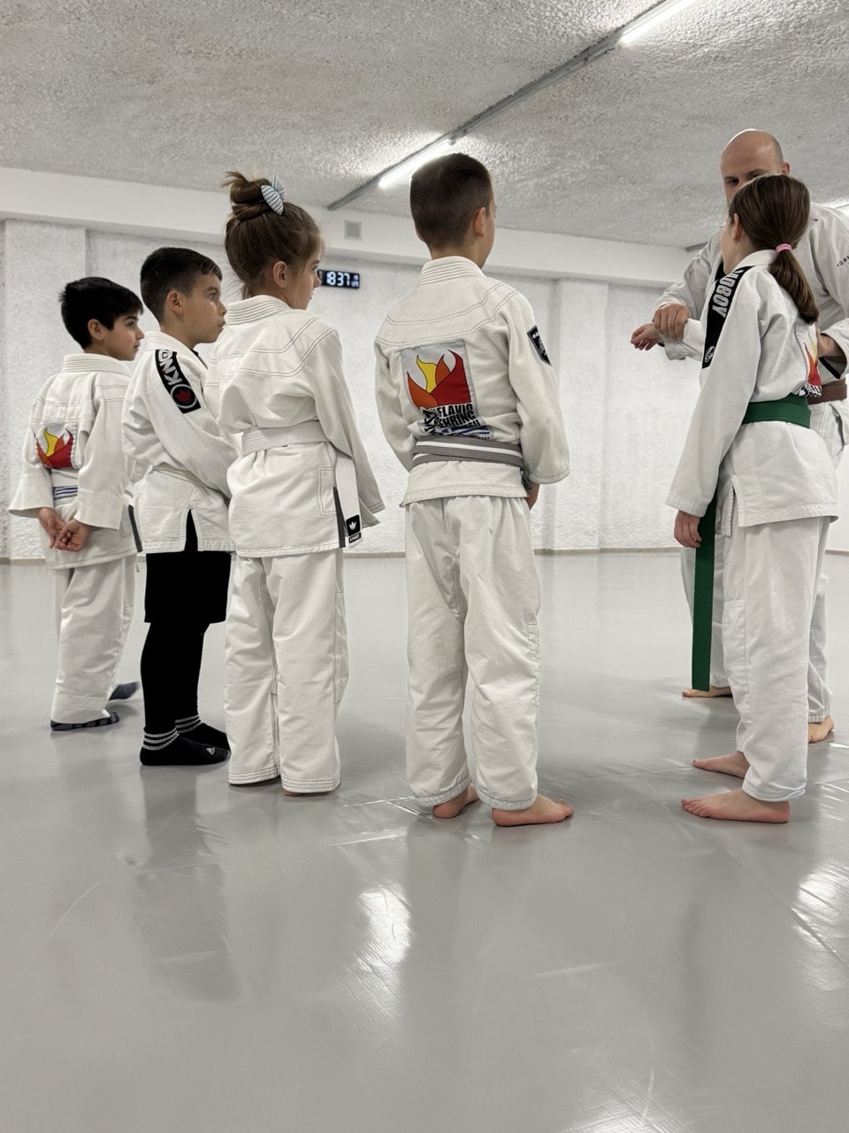 vanguard-school-brazilian-jiu-jitsu-larisa-gi-sportshunter-2