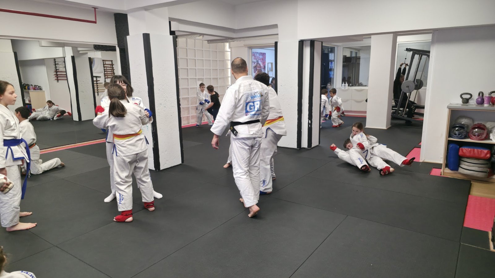 bushido-academy-ju-jitsu-korydallos-sportshunter-36