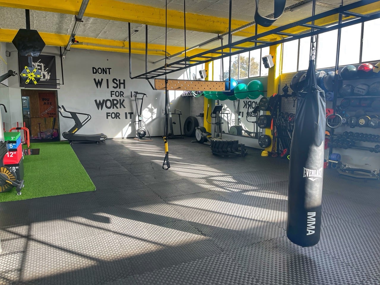 iron-team-crossfit-agia-varvara-sportshunter-3