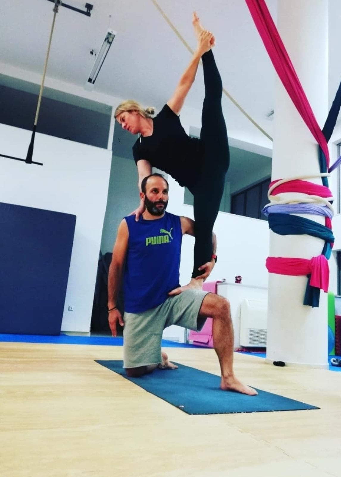 play-and-fly-acroyoga-gerakas-sportshunter-12