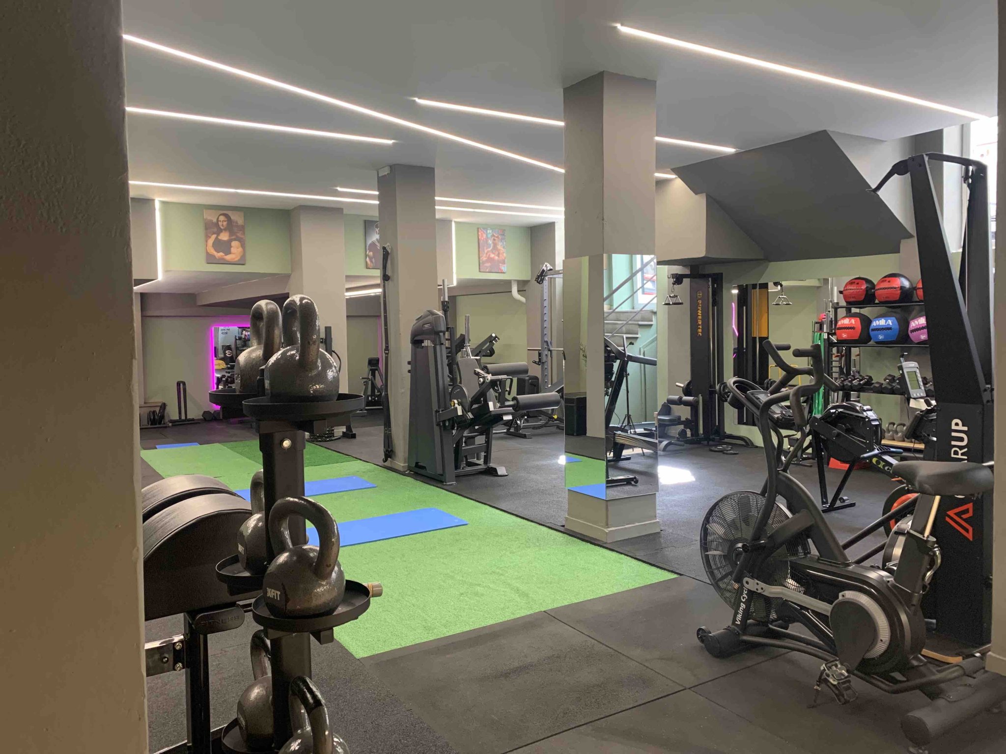 selfmade-fitnesshub-gymnastirio-peiraias-xoros-sportshunter-14