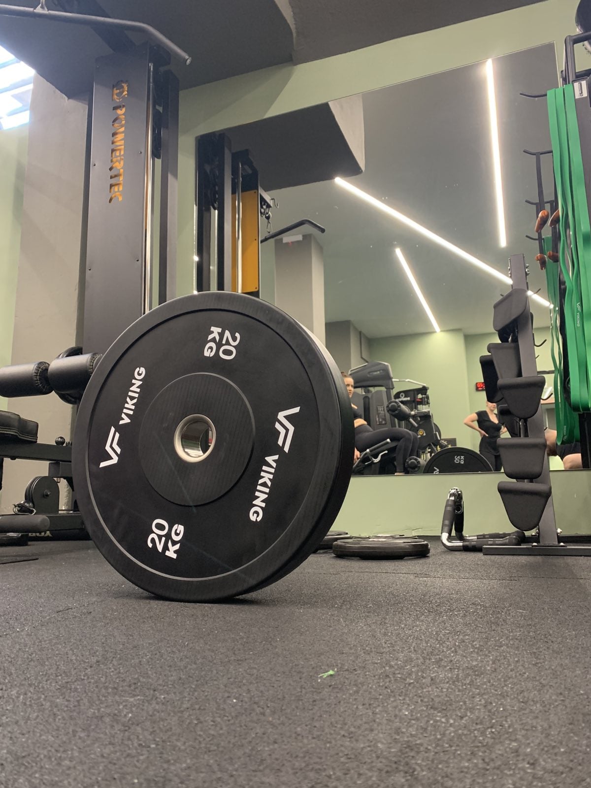 selfmade-fitnesshub-gymnastirio-peiraias-xoros-sportshunter-18