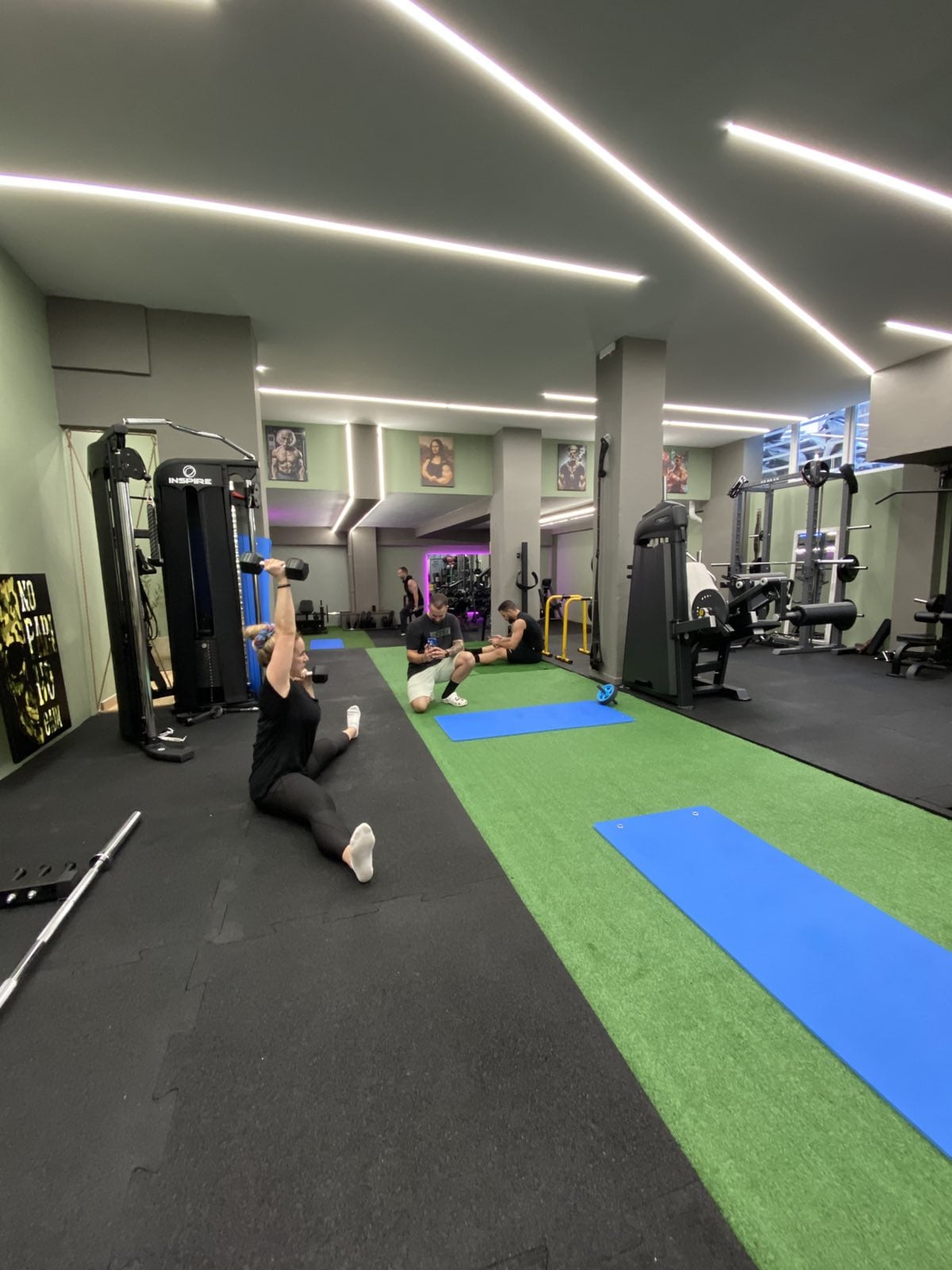 selfmade-fitnesshub-gymnastirio-peiraias-xoros-sportshunter-19