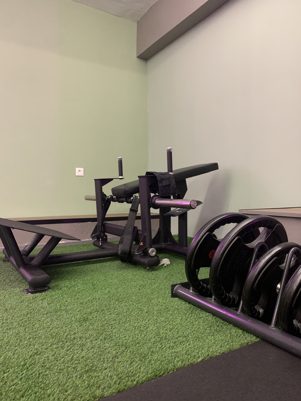 selfmade-fitnesshub-gymnastirio-peiraias-xoros-sportshunter-6