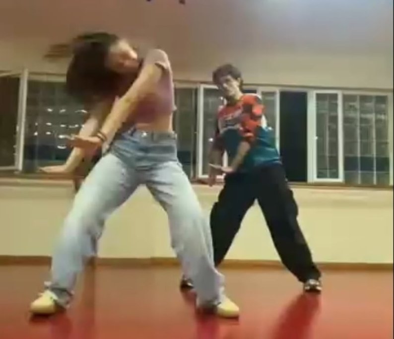 technochoros-xoros-galatsi-sportshunter-commercial-dance-2