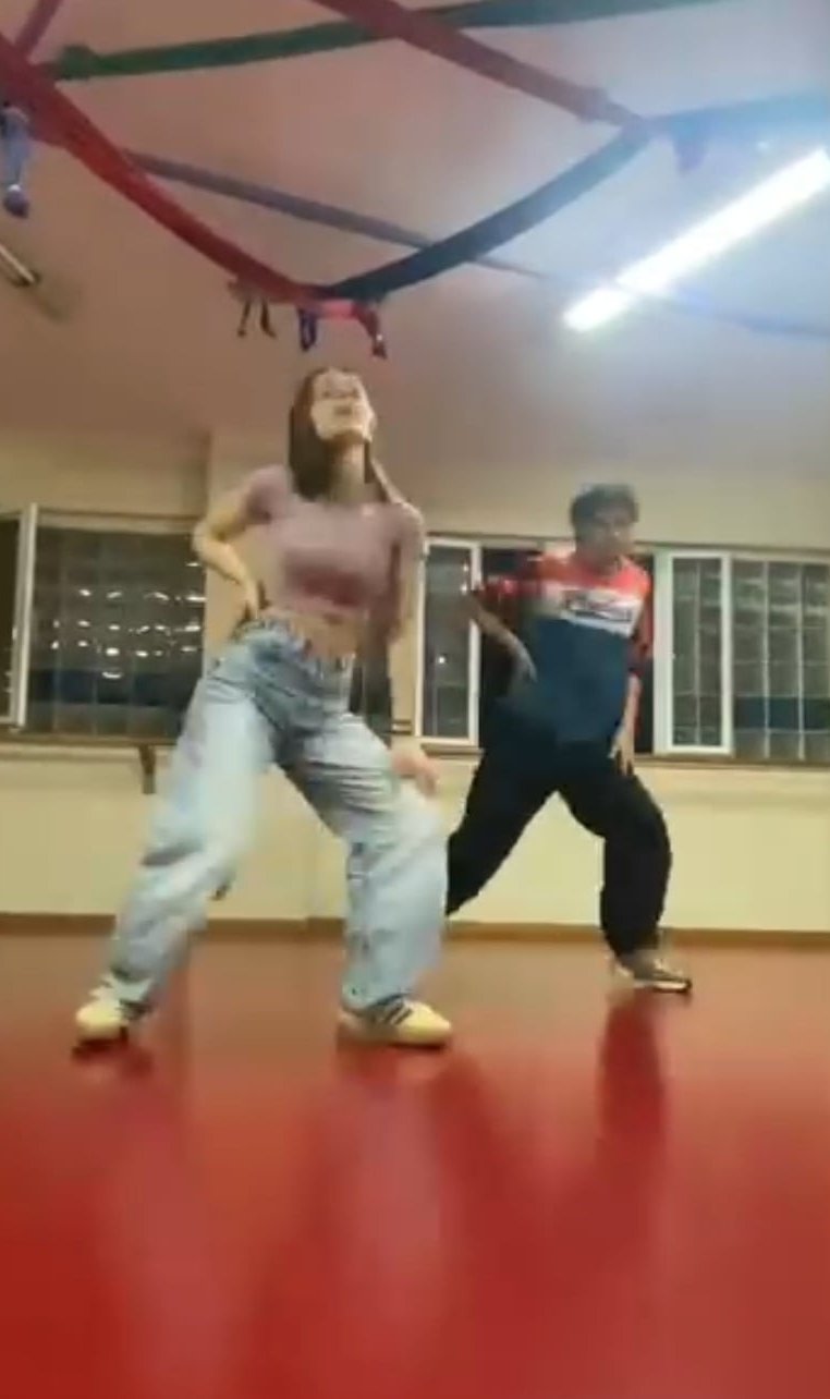 technochoros-xoros-galatsi-sportshunter-commercial-dance-3