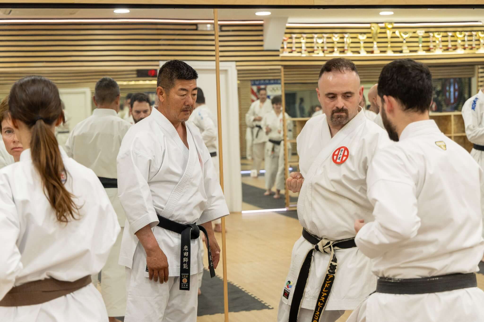 victorious-karate-psachna-seminario-karate-hanshi-iwata-genzo-8-dan-sportshunter-1
