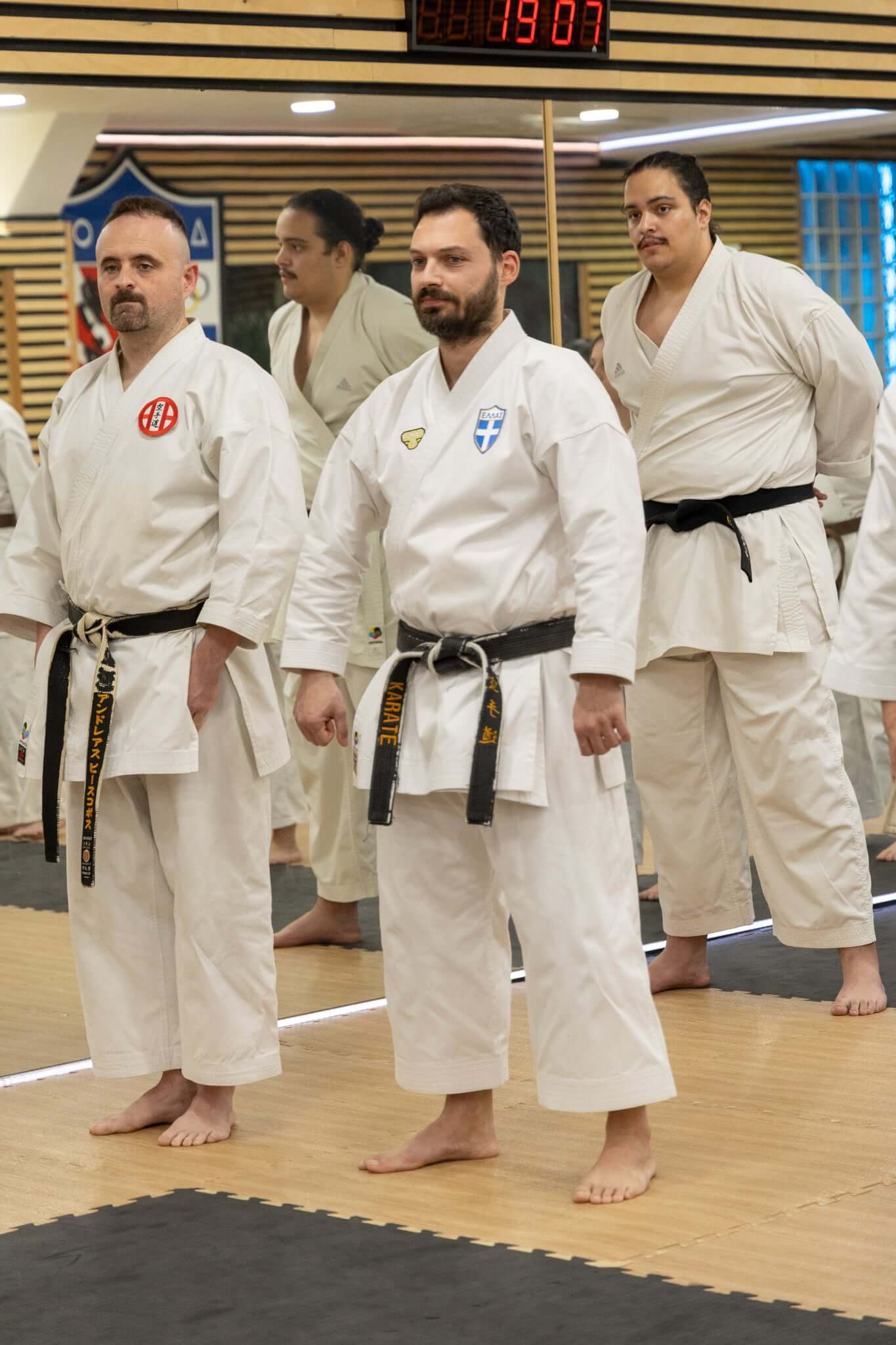 victorious-karate-psachna-seminario-karate-hanshi-iwata-genzo-8-dan-sportshunter-5