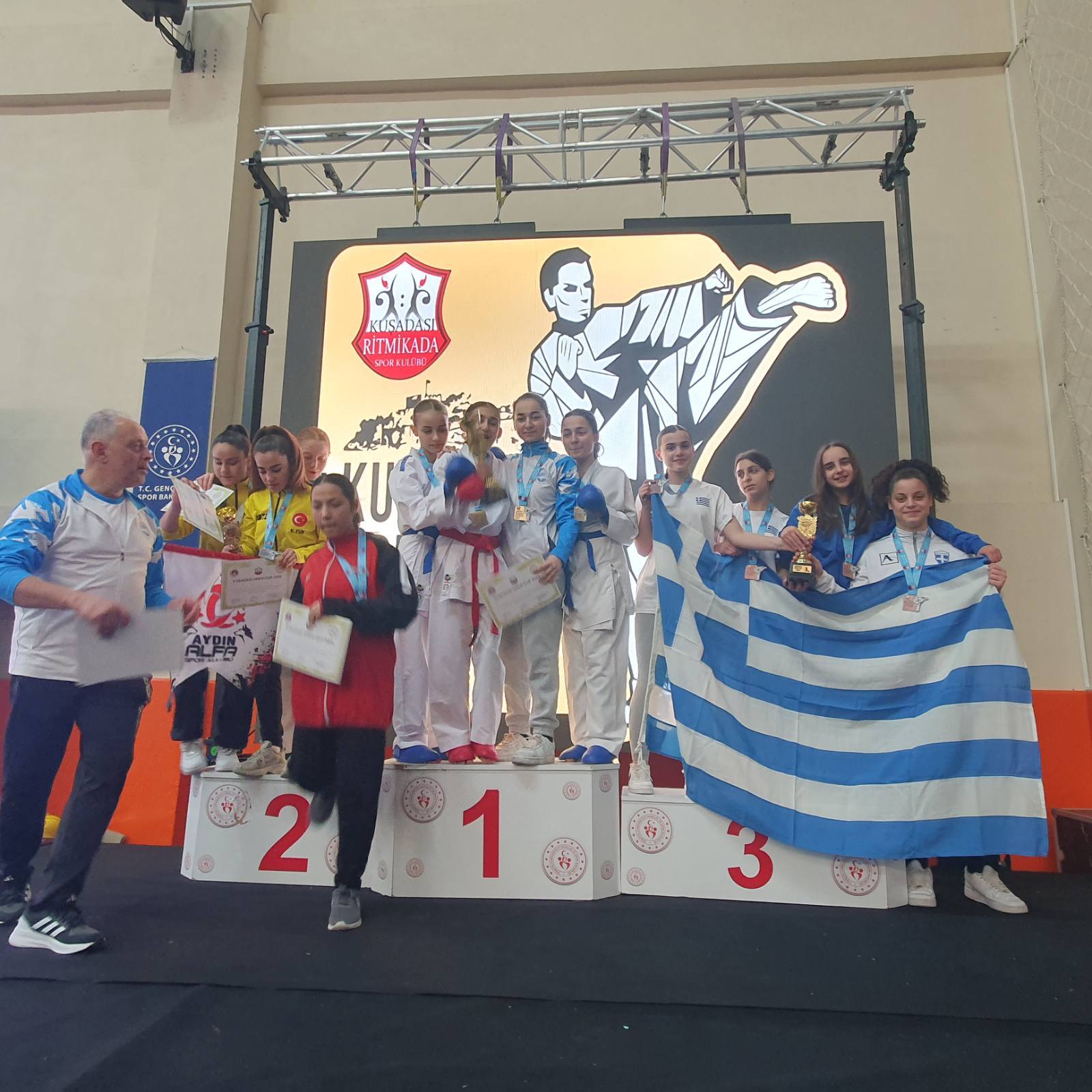 chios-karate-academy-karate-chios-sportshunter-kusadasi-open-4