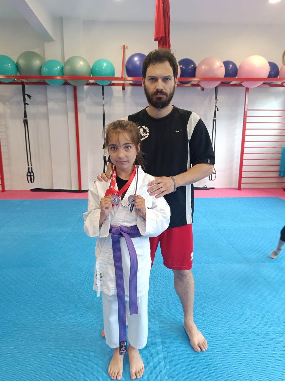 victorious-karate-psachna-sportshunter-diasylogiko-9