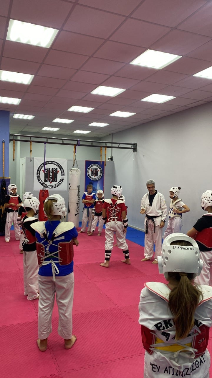 y-agonizesthai-taekwondo-palaio-faliro-sportshunter-3