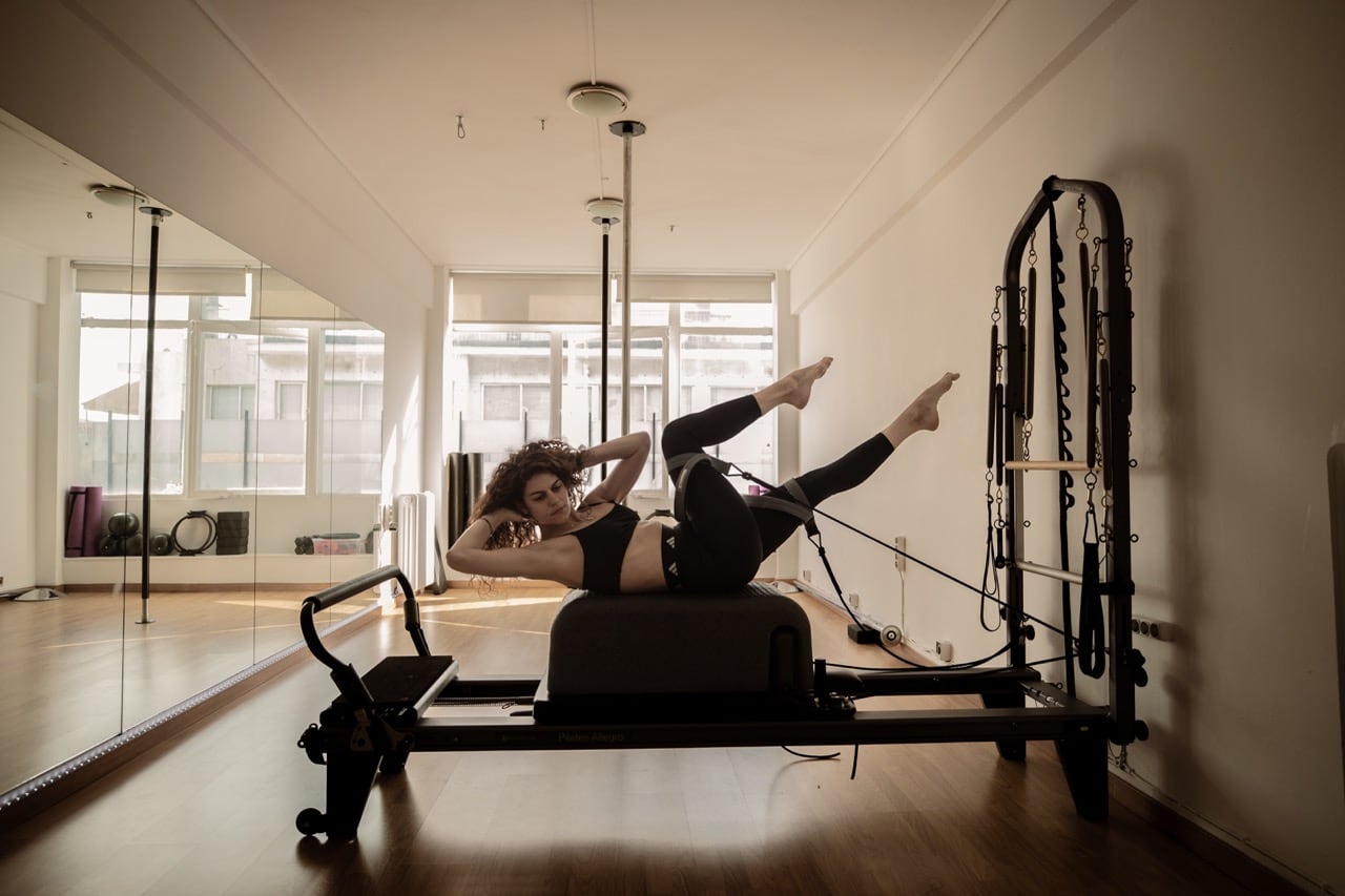 8th-floor-pole-and-pilates-pilates-reformer-athina-sportshunter-17
