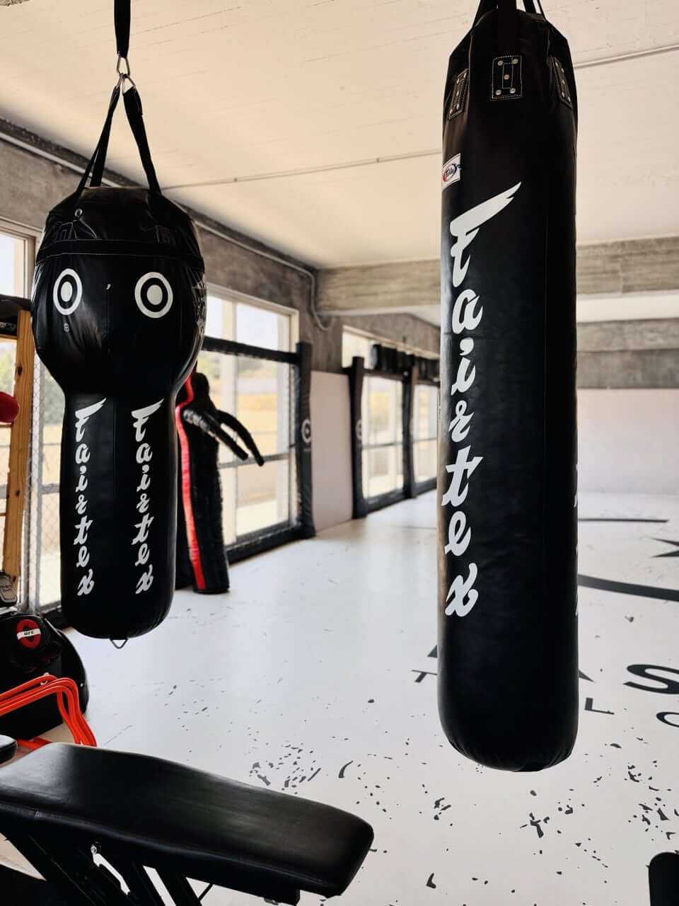 east-unit-kick-boxing-markopoylo-sportshunter-xoros-5